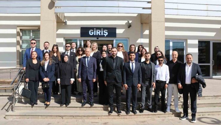 Aydın Gençlik ve Spor İl Müdürlüğü personeli yemin töreniyle memur kadrosuna atandı
