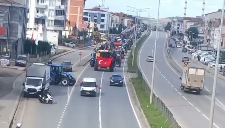 Bafra’da çeltik üreticileri 600 traktör ve biçerdöverle taban fiyat için eylem yaptı