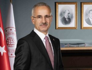 Bakan Uraloğlu, Ani Köprüsü restorasyon ihalesinin tamamlandığını açıkladı