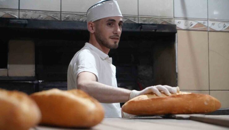 Bayburt’ta 24 yaşındaki Mert Baykara, 45’e yakın ekmek çeşidi üretmeyi öğrendi.