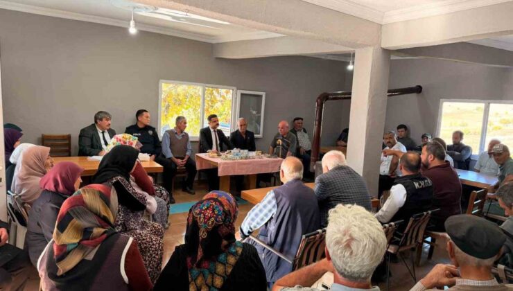 Bilecik Gölpazarı’nda Kaymakam Titiz, Demirhanlar ve Gemiciler’de talepleri dinledi
