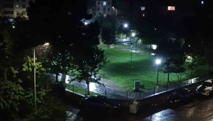 Bingöl’de sağanak gece yarısına kadar sürdü, Meteoroloji uyarılarını sürdürdü