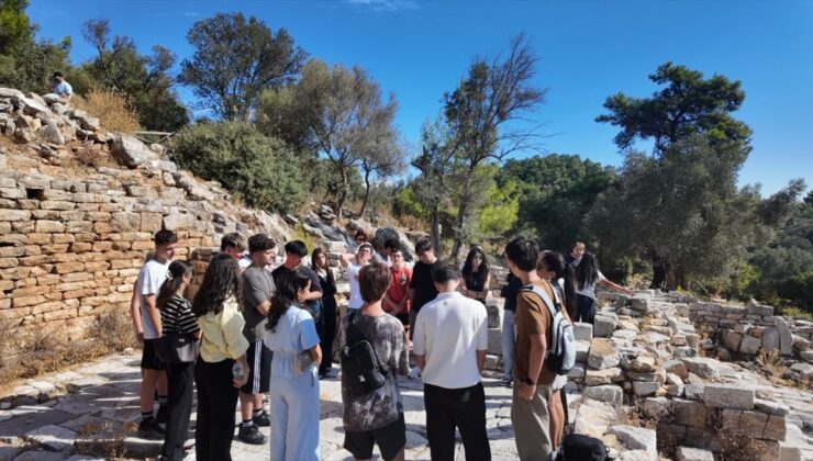 Bodrum’da Pedasa Antik Kenti’ne belediye ve Milli Eğitim iş birliğiyle gezi yapıldı