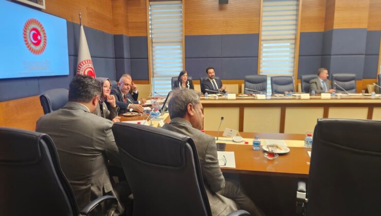 Bozay, Terörsüz Türkiye’nin AB ilişkilerinde farklı tablo yaratacağını söyledi