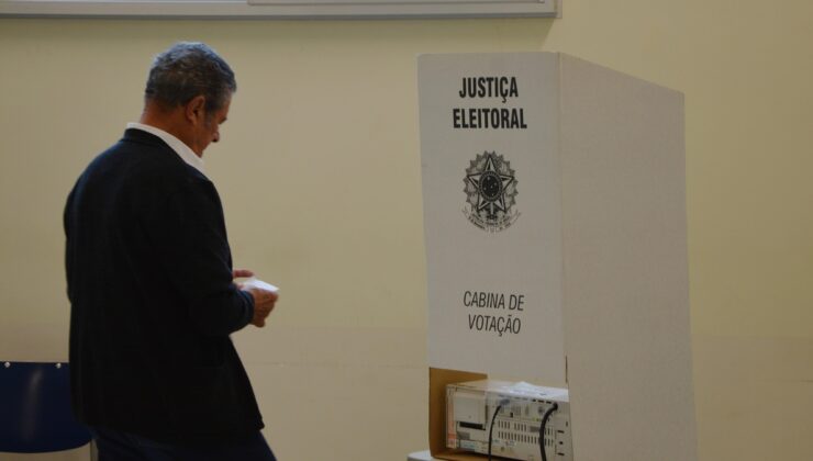 Brezilya’da nefes kesen seçim! Oyların yüzde 83’ü sayıldı, Lula Bolsonaro’nun önünde