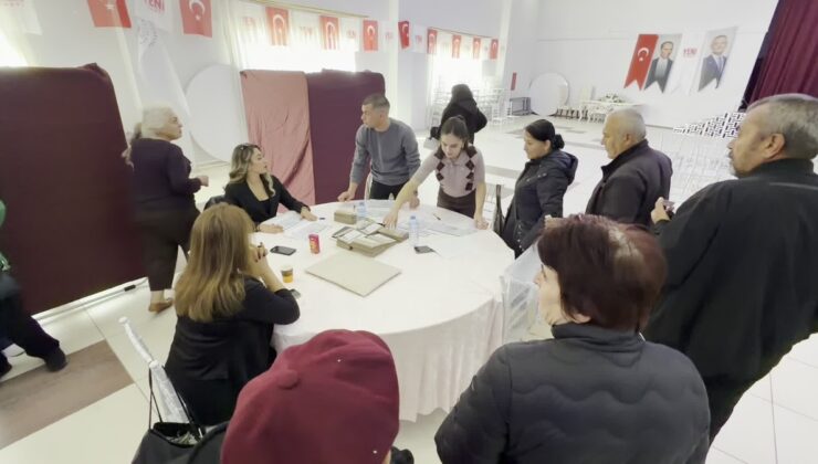 Burdur’da YENİ Parti il başkanlığı ön seçiminde İsmail Dündar 1583 oyla ipi göğüsledi