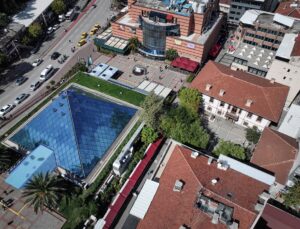 Bursa’da 1468’de kurulan Hoca İlyas Ortaokulu 558 yıllık geçmişiyle eğitim veriyor