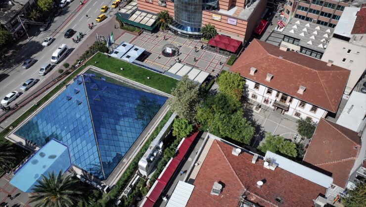 Bursa’da 1468’de kurulan Hoca İlyas Ortaokulu 558 yıllık geçmişiyle eğitim veriyor