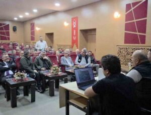 Çanakkale Orman Bölge Müdürlüğü Bayramiç’te plan yenileme toplantısı düzenledi