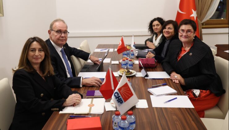 CHP TBMM Grup Başkanı Öztrak, AKPM Başkanı Bayr ile TBMM’de gündemi değerlendirdi