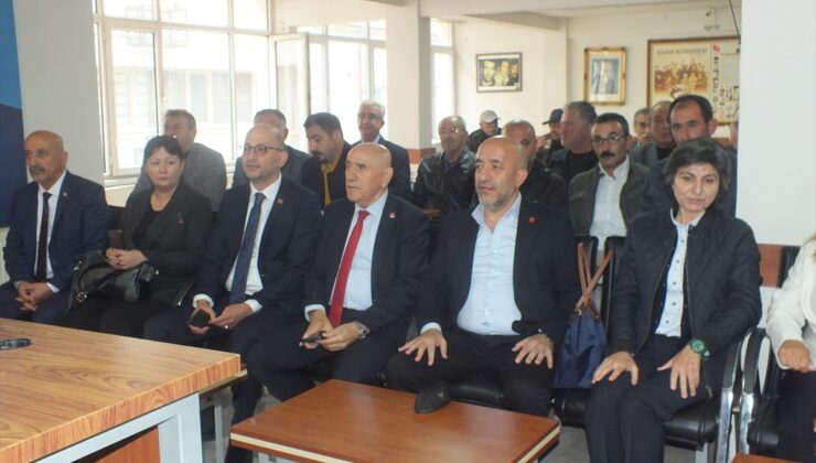 CHP’li Kaya, Sivas’ta parti okulu eğitimlerinde kadro yetiştirileceğini söyledi
