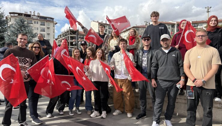 ‘Cumhuriyet Bayramı’ coşkusuna yabancı öğrenciler de ortak oldu