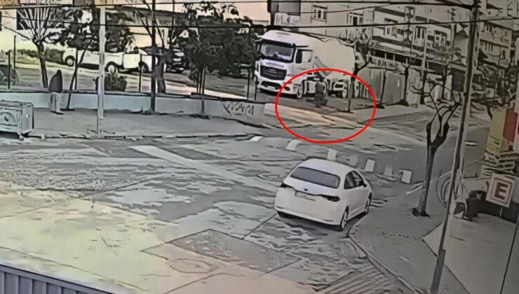 Dehşet anları kamerada! Kasklı katil tırın altından çıkıp kardeşini böyle öldürdü