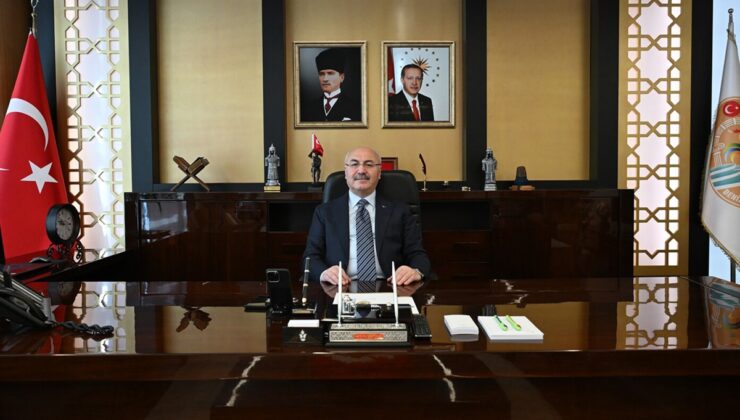Denizli Valisi Köşger, 29 Ekim mesajında Cumhuriyet’i en güçlü teminat olarak gördü