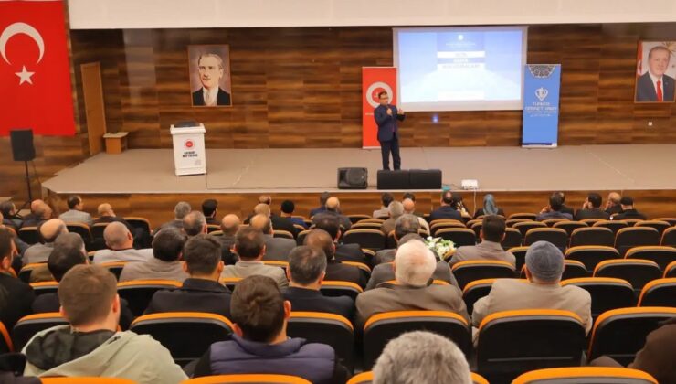 Diyanet heyeti Bayburt’ta din görevlileriyle istişare toplantısı yaptı