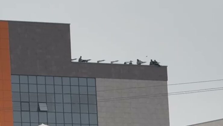 Diyarbakır Şehir Hastanesi inşaatında 75 işçi alacakları ödenmeyince eyleme başladı
