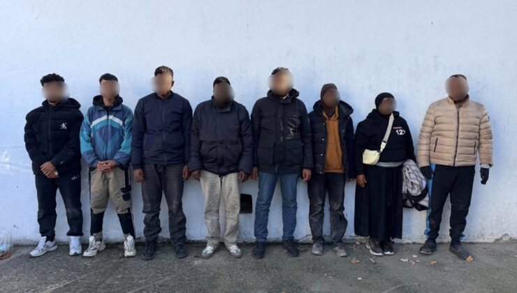 Edirne Uzunköprü’de 23 kaçak göçmen yakalandı, araç sürücüsü tutuklandı