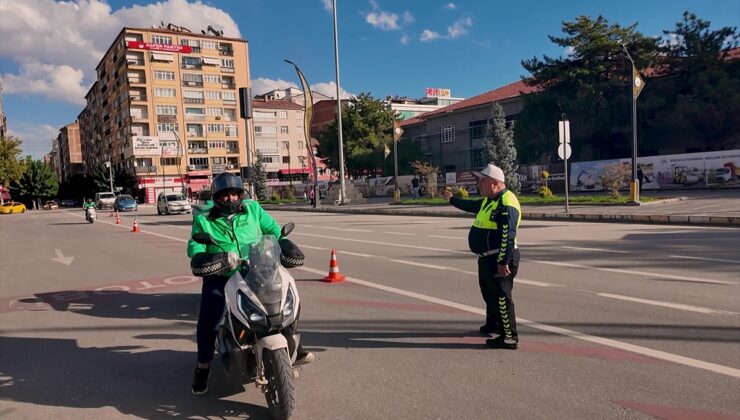 Elazığ’da motosiklet denetiminde 63 sürücüye 1 milyon 311 bin 652 lira ceza kesildi