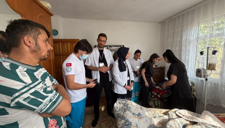 Erbaa Belediyesi evde bakım ekiplerine TOGÜ Erbaa SHMYO öğrencileri destek veriyor