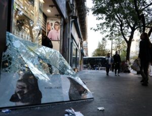 Fransa Başbakanı Lecornu protestolar öncesi sokağa çıkma yasaklarının uzatıldığını duyurdu