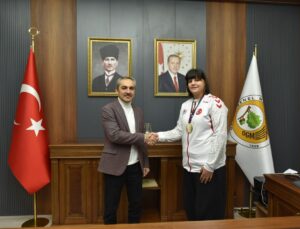 Giresun Orman Bölge Müdürü Yaprak, Avrupa şampiyonu Bulat’ı makamında ağırladı