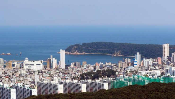 Güney Kore’nin Ulsan kentindeki kimya fabrikası yangınında 7.000 işçi tahliye edildi