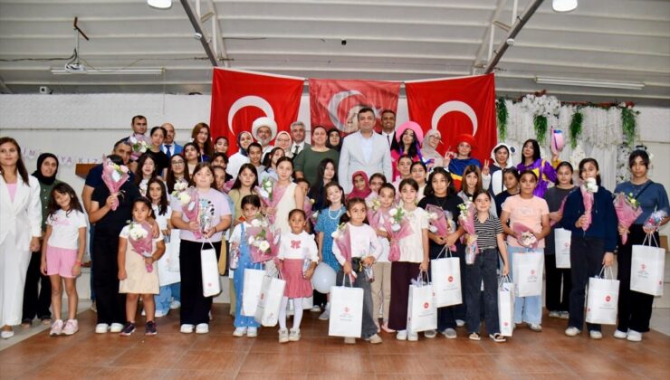 Hatay Dörtyol’da ebeveyn kaybı yaşayan çocuklara Kız Çocukları Günü etkinliği yapıldı