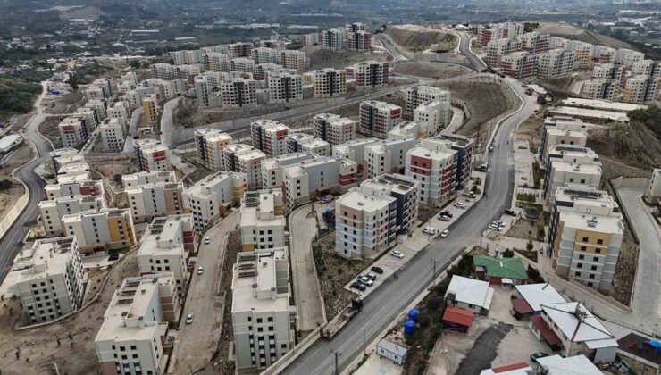 Hatay’da deprem konutlarında kiralar 20 bin liraya dayandı! Emlakçıdan tapusuz satış uyarısı