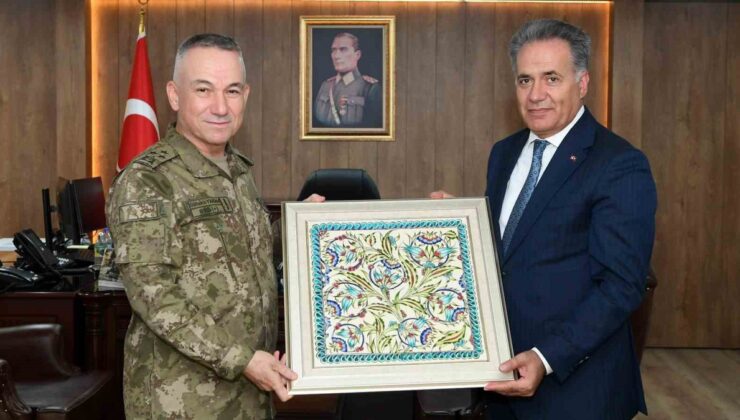 İnönü Üniversitesi Rektörü Akpolat, 2. Ordu Komutanı Yaralı’yı ziyaret etti