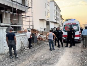 İnşaatın çatısından düşen usta ağır yaralandı