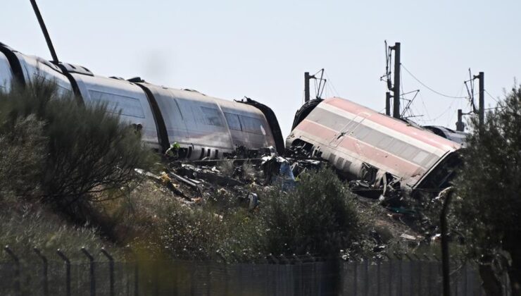 İspanya’da tren kazasında en az 68 kişi öldü, Başbakan Sanchez 3 günlük yas ilan etti