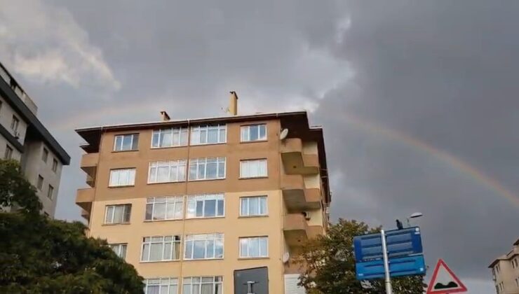 İstanbul Ataşehir’de yağmurun ardından sabah gökkuşağı oluştu