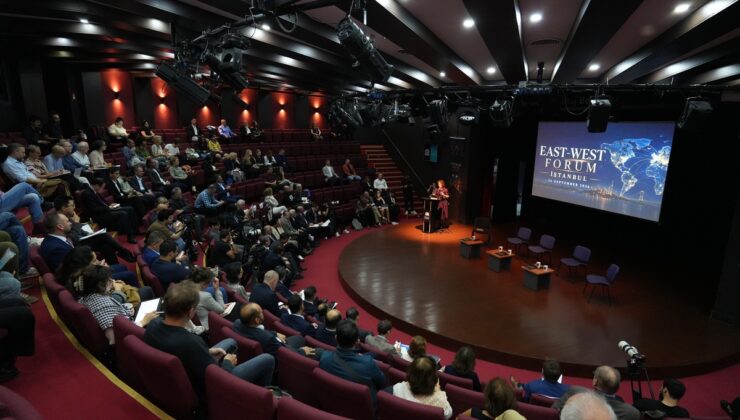 İstanbul’da 30 ülkenin katıldığı Doğu-Batı Forumu her yıl toplanacak