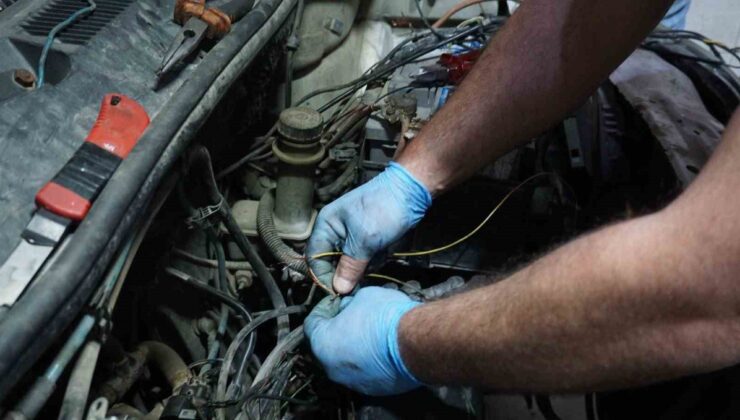 İzmir’de oto bakım ustası bakımsız benzin hortumlarının yangına yol açtığını söyledi