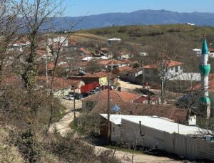 İznik Gölü ve Uludağ manzaralı köy İstanbul ve Ankaralıların radarında