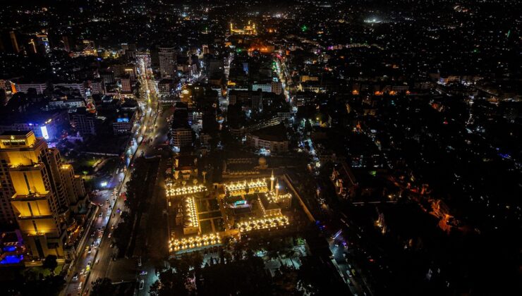 Kanuni’nin Mimar Sinan’a yaptırdığı Şam’daki Süleymaniye Tekkesi yeniden açıldı! 14 yıl sonra ilk ezan okundu