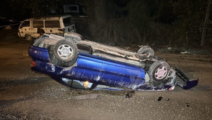Karabük Safranbolu’da devrilen otomobilin yaralı sürücüsü hastaneye kaldırıldı