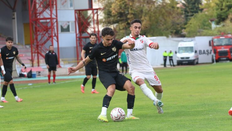 Karşıyaka, Boluspor’u Ziraat Türkiye Kupası 3. eleme turunda uzatmalarda 3-1 yendi