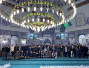 Kavak’ta cemaat, Hz. Ömer Camii’nde sabah namazı buluşmasında bir araya geldi
