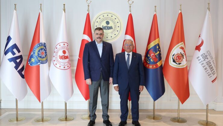 Kayseri Büyükşehir Belediye Başkanı Büyükkılıç, İçişleri Bakanı Çiftçi’yi ziyaret etti
