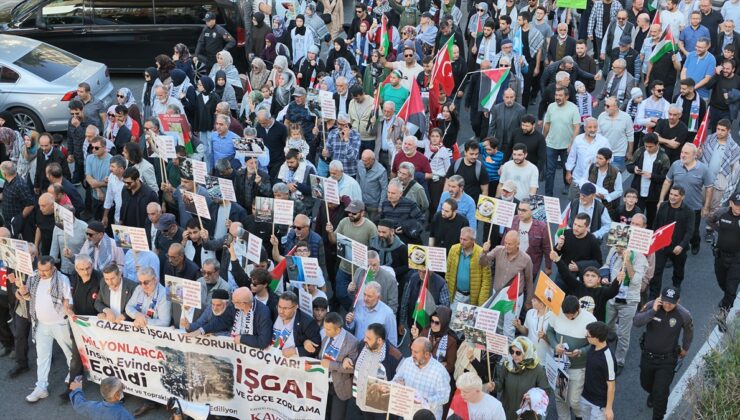 Kayseri’de Gazze’ye destek yürüyüşünde 12 kefenli bebek maketi bırakıldı
