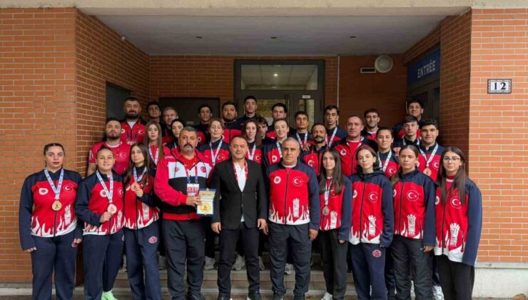 Kayserili 3 milli muaythai sporcusu Paris’te gümüş madalyayla Avrupa ikincisi oldu