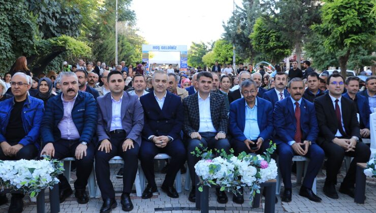 Kilis’te 1. Kitap Fuarı açıldı, Vali Kalaylı 9 gün süreceğini bildirdi