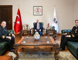 Kırklareli Valisi, Sahil Güvenlik Kuzey Marmara Grup Komutanı Lafçı’yı kabul etti