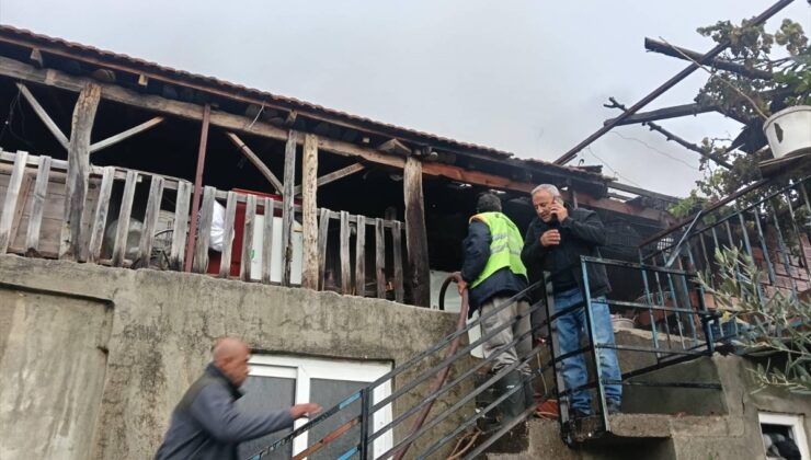 Manavgat’ta şöminede benzinle odun yakılırken çıkan yangında bir kişi yaralandı