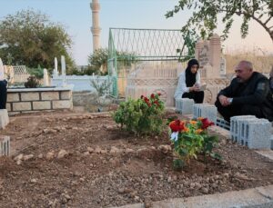 Mardin Nusaybin’de sulama kanalına devrilen otomobilde ölen 6 kişi toprağa verildi