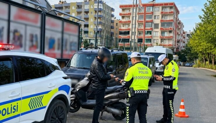Mardin’de 215 motosikletin kontrol edildiği denetimde 27 sürücüye para cezası kesildi