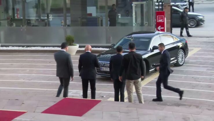 Milli Eğitim Bakanı Tekin, CHP Genel Merkezi’nde Kılıçdaroğlu ile görüşecek
