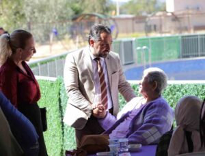 Muğla’da huzurevi sakinleri, gençlerle oyun oynayıp mangalda buluştu