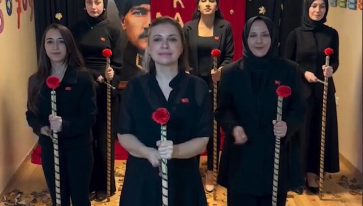 Müzik öğretmeninden tartışma yaratan 10 Kasım koreografisi